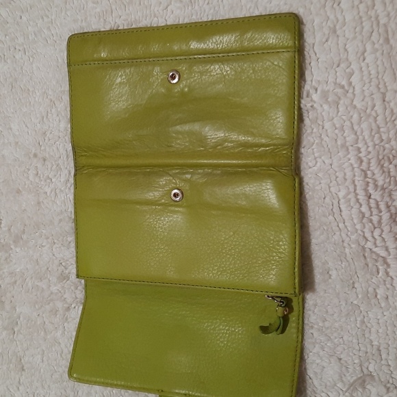 MICHAEL Michael Kors Lime Green Hobo Bag with Tassel & Wallet - Picture 10 of 16